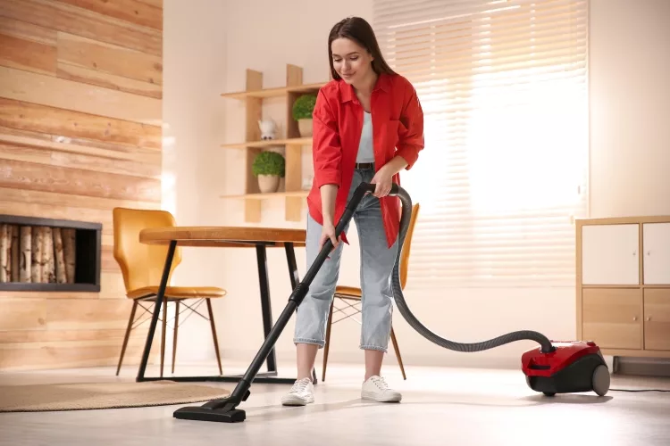 How to Disassemble Hoover Windtunnel Vacuum